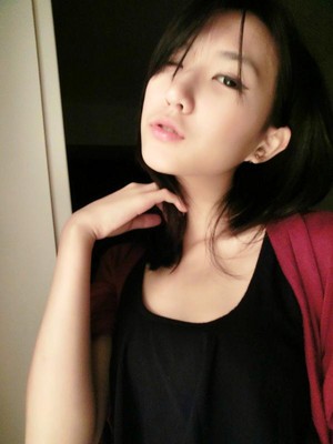 女主角齊容榕秒殺各路?；ㄅ? width=